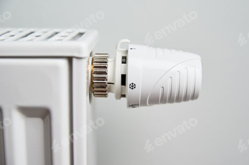 Preview: Heating radiator with temperature control knob