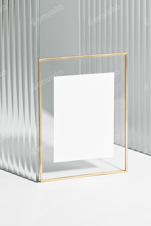 Preview: Blank card in gold frame
