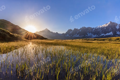 Preview: Mont Blanc massif in the French Alps