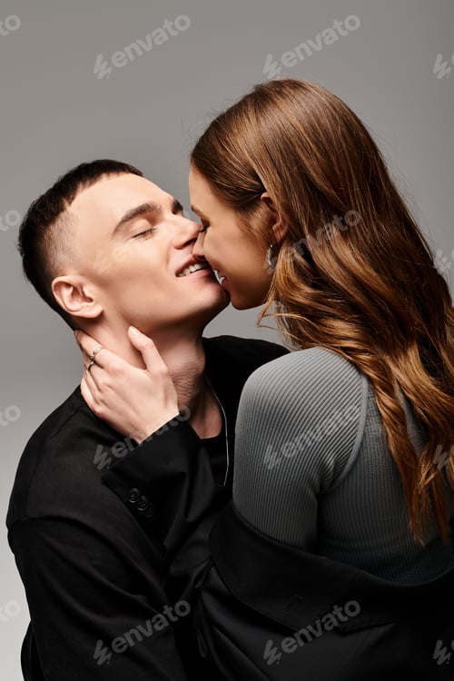 Preview: Tender embrace