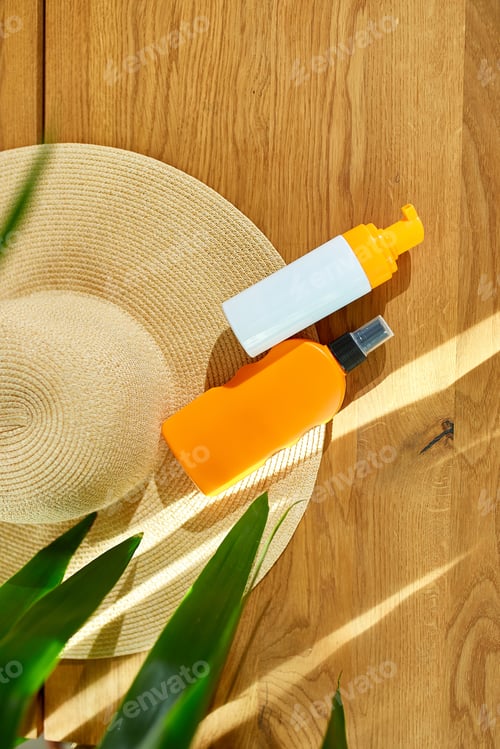Preview: Flat lay Summer vacation concept beach accessories strew hat