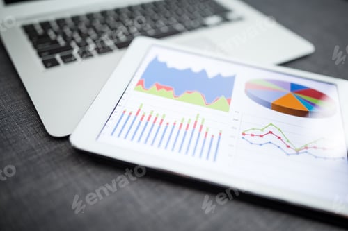 Preview: Tablet and mobile phone on desk