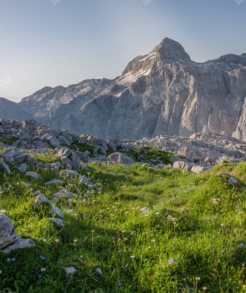 Preview: Sunrise in the mountains