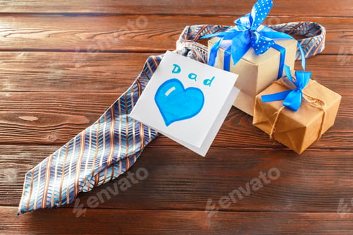 Preview: Father's Day Gifts with Tie and Handmade Card