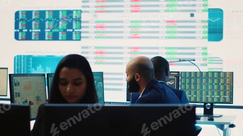 Preview: Company employees employing big data used in solving tasks