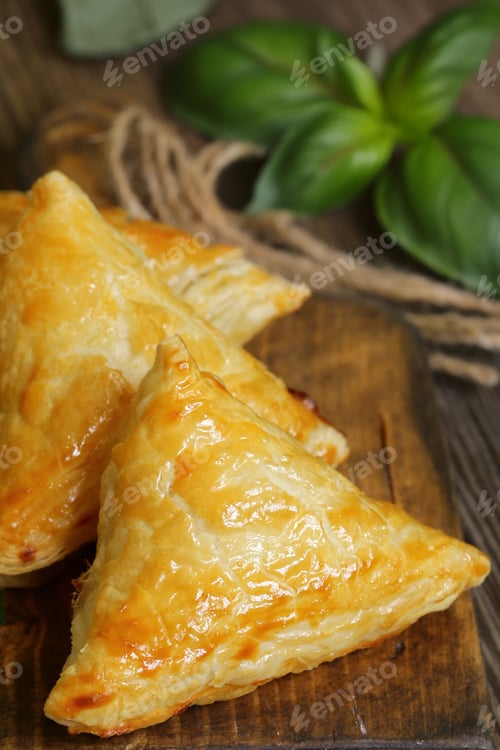 Preview: traditional oriental food samsa with sauce