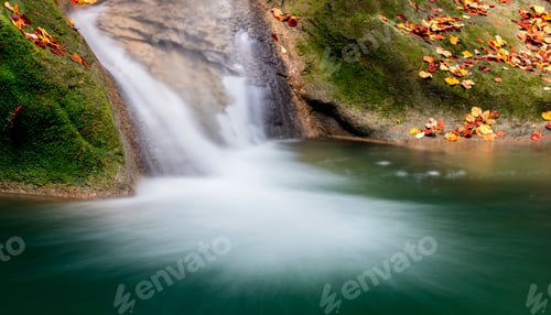 Preview: Amazing waterfalls of aquifer with bright vegetation