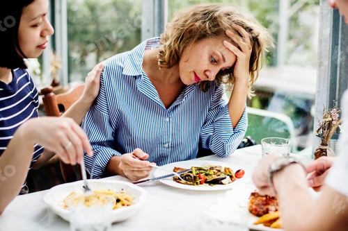 Preview: Woman without an appetite