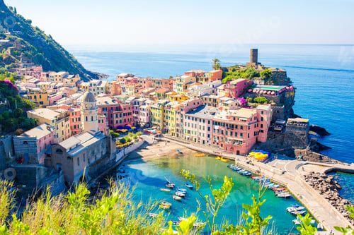 Preview: Beautiful view of Vernazza from above. One of five famous colorful villages of Cinque Terre National