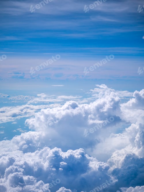 Preview: Clouds on the horizon