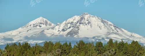 Preview: Three Sisters mountains, Oregon