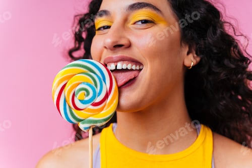Preview: Creative studio portrait of beautiful hispanic woman with diastema