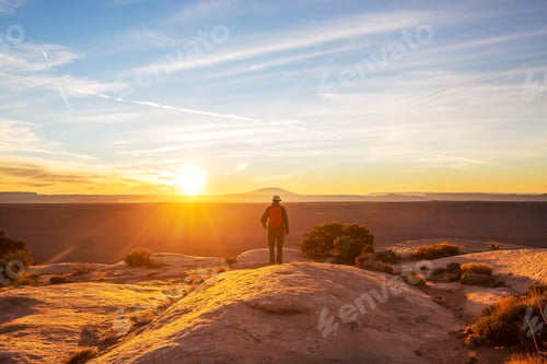 Preview: Hike on sunset