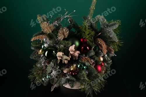 Preview: Potted Plant Adorned With Christmas Decorations