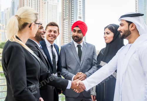 Preview: Business team in Dubai
