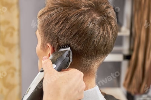 Preview: Close up of hair clipper