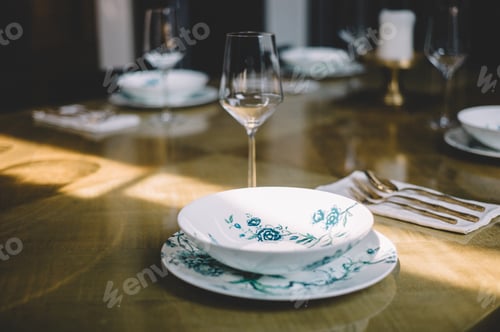 Preview: Dining wares on the table
