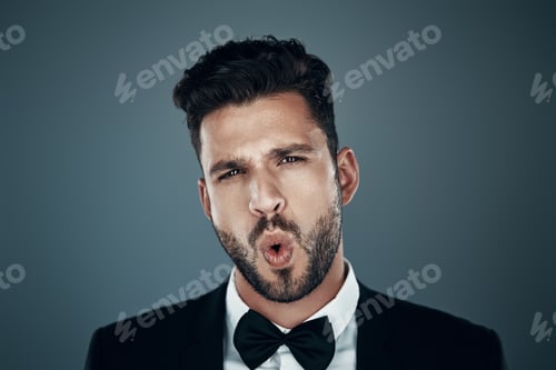 Preview: Charming young man