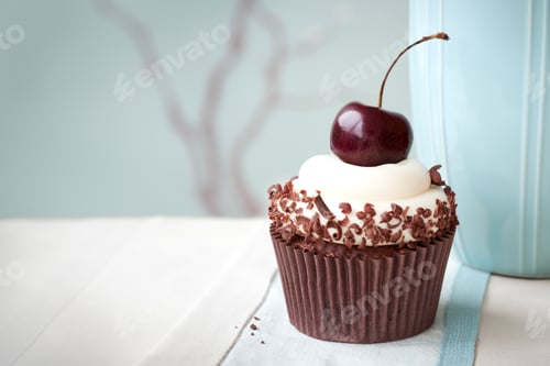 Preview: Black forest cupcake and mug