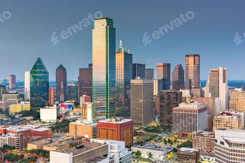 Preview: Dallas, Texas, USA Skyline at twilight