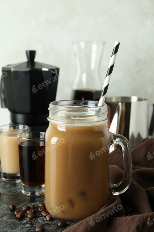 Preview: Concept of making Irish coffee on black smokey table