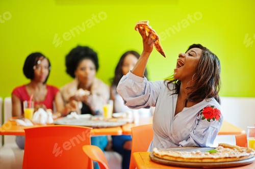 Preview: Bright pizzeria