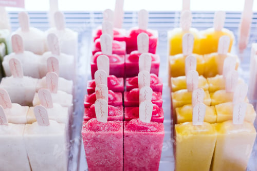 Preview: close up view of ice cream fruits in a market. healthy lifestyle
