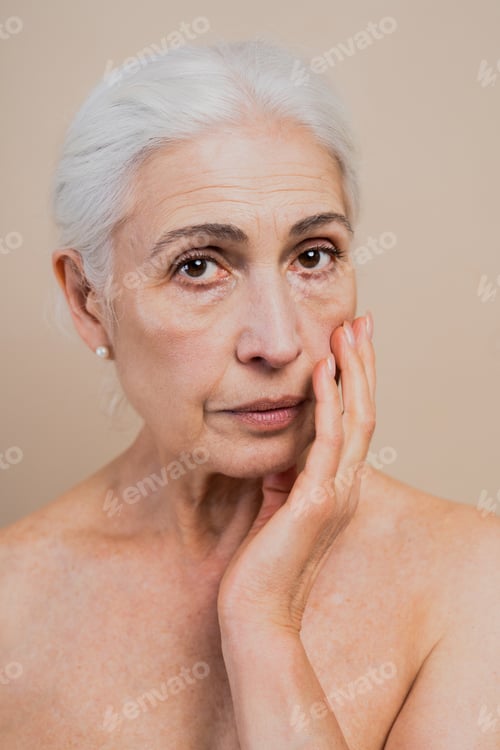Preview: Beautiful young-looking senior woman, beauty portrait