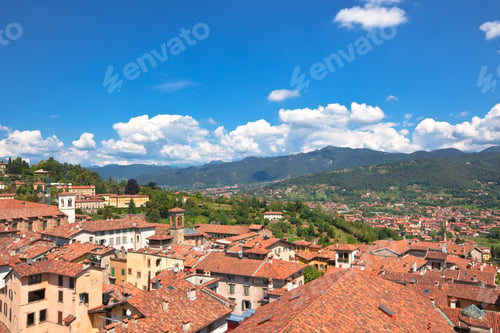 Preview: View of Bergamo, Italy