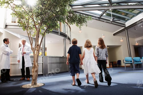 Preview: Patients in surgery waiting area
