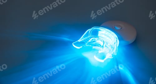 Preview: Home portable teeth whitening equipment with blue light and mouthguard for teeth