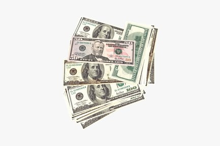 Preview: Stacked five hundred dollar bills