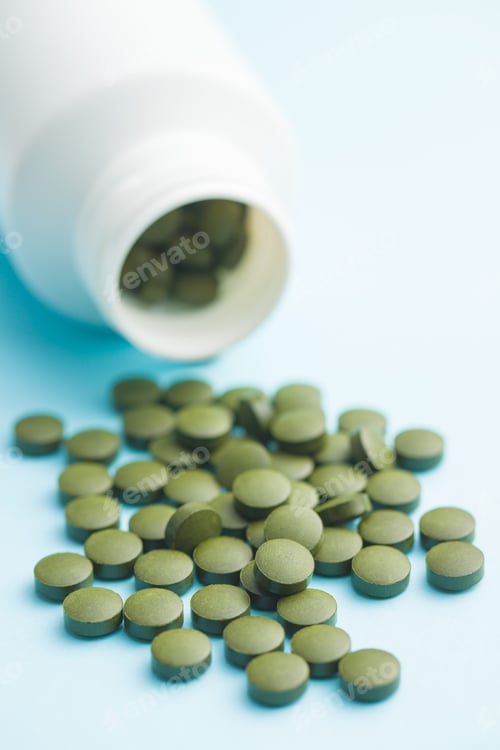 Preview: Chlorella or green barley. Detox superfood.