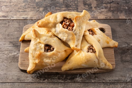 Preview: Traditional middle eastern fatayer