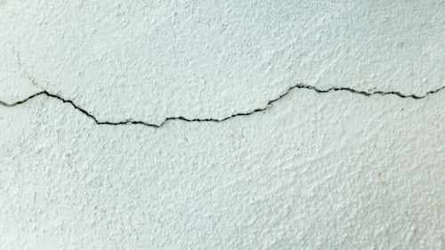Preview: Horizontal Crack on Textured Wall Surface