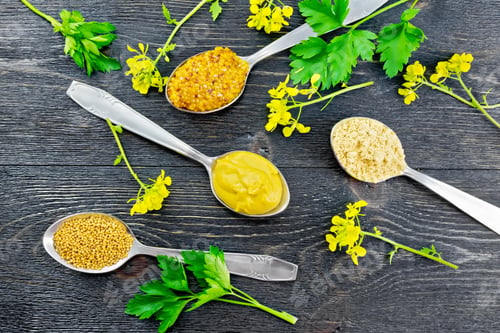 Preview: Mustard different in spoons on board top