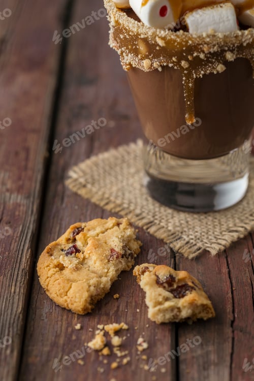 Preview: Hot chocolate on rustic wooden table