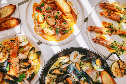 Preview: Variety of seafood delicacies arranged on a tabletop