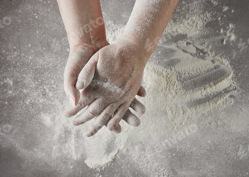 Preview: baker hands with flour in motion