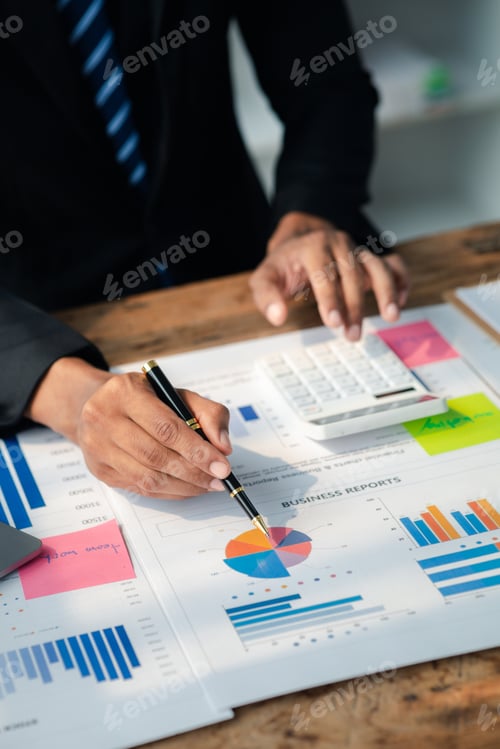 Preview: The sales department is having a monthly summary meeting to bring it to the department manager, they