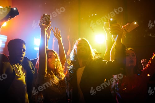 Preview: Jolly people screaming at musical concert