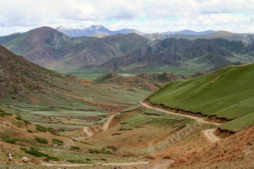 Preview: Landscape of Tibetan plateau