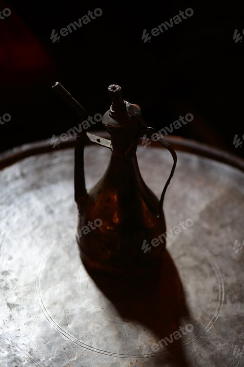Preview: Photography of an ibrik