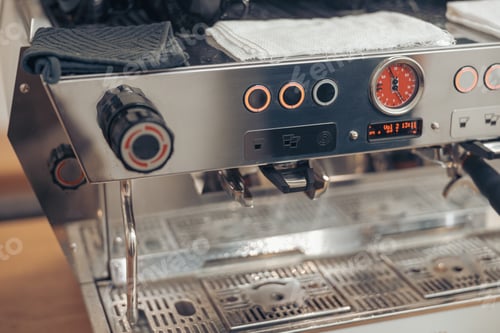 Preview: Cleaning clothes on professional coffee machine in cafeteria