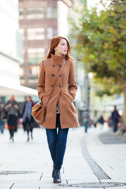 Preview: Redhead women walking on the street