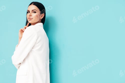 Preview: Beautiful woman posing in studio