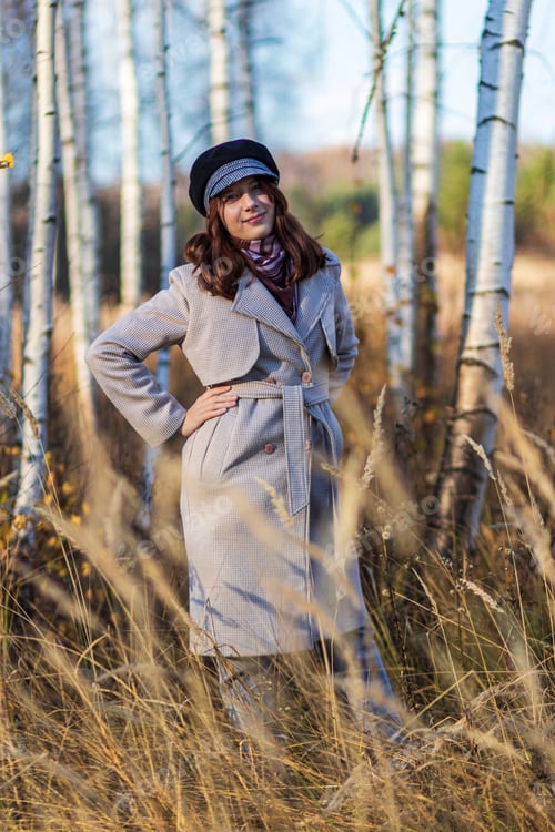 Preview: Portrait in the autumn forest