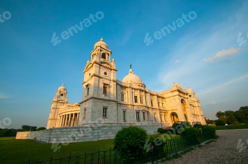Preview: The Victoria Memorial is a large marble building in Kolkata, West Bengal, India.