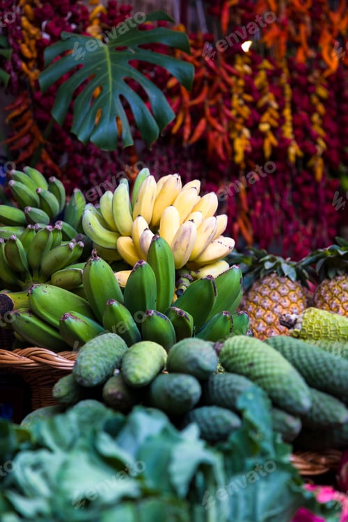 Preview: Fresh exotic fruits at Mercado Dos Lavradores in Funchal at Madeira island, Portugal