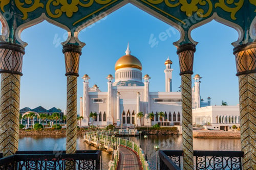 Preview: The Omar Ali Saifuddien Mosque, Bandar Seri Begawan, Brunei